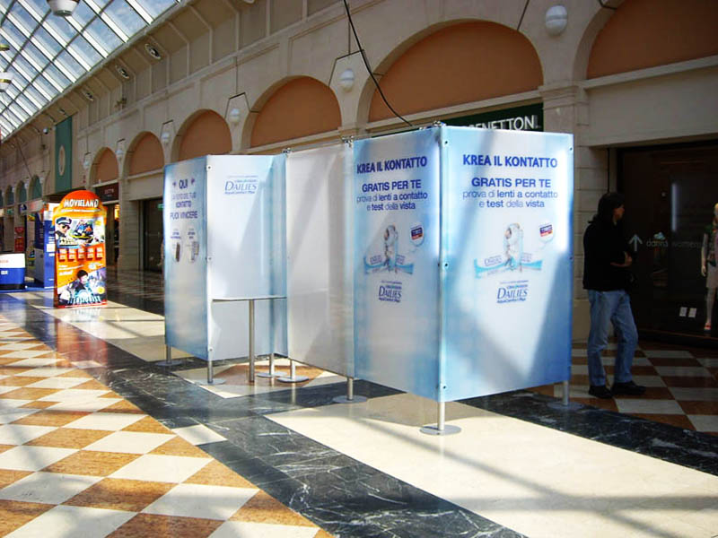 Montaje de stand de exposición Quadra Mono 4 Fastand accessori stand fiera