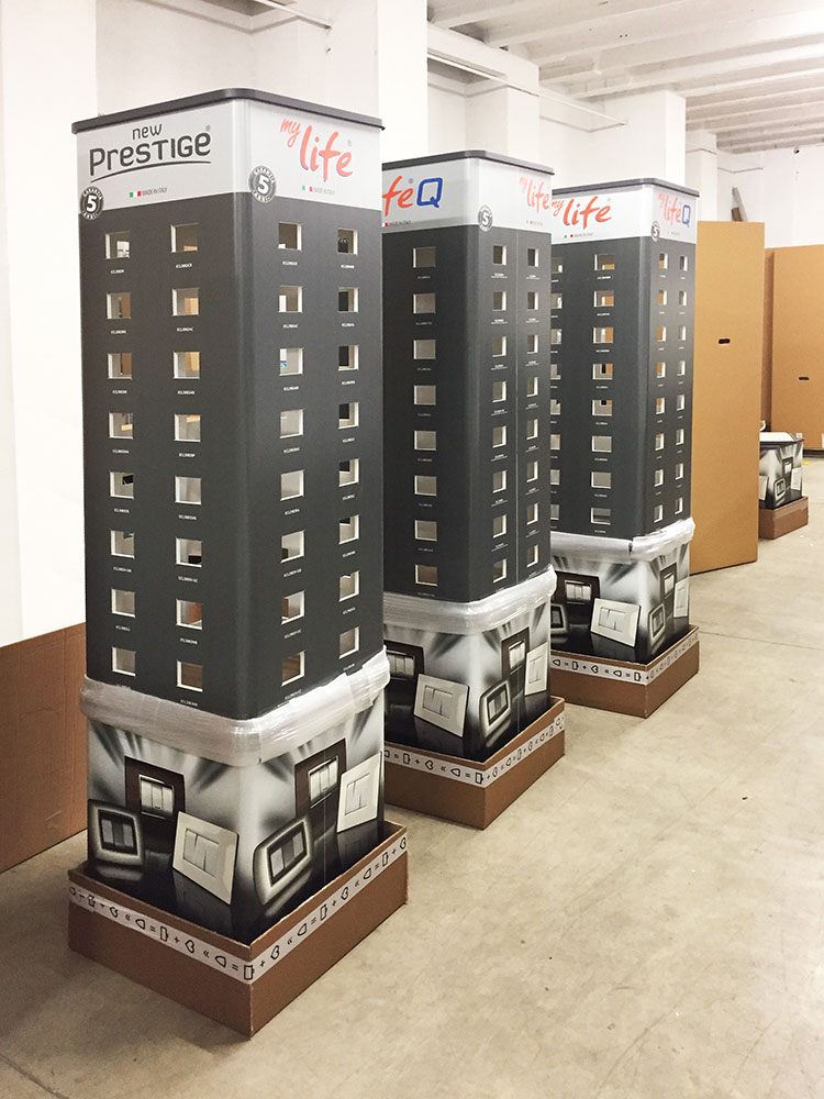 espositore elettrico1