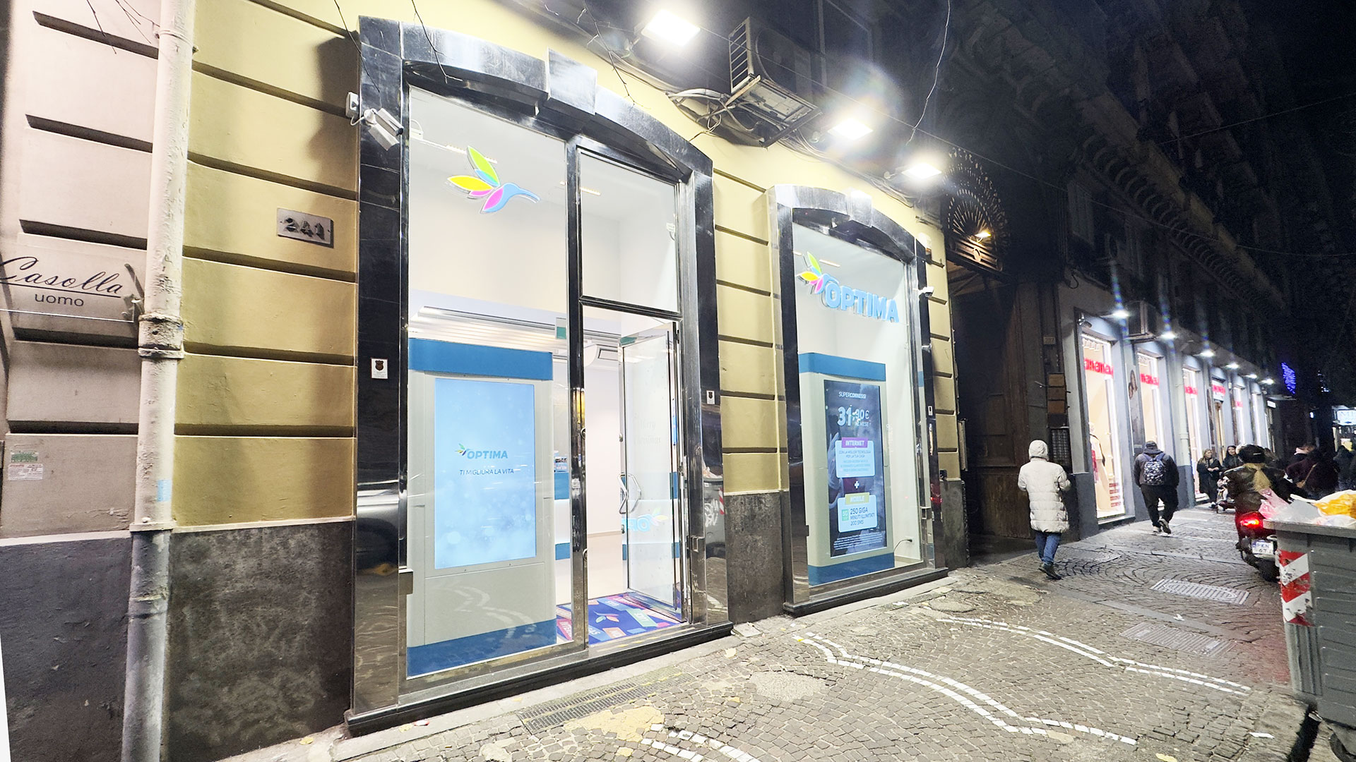 tiendas y corner shops